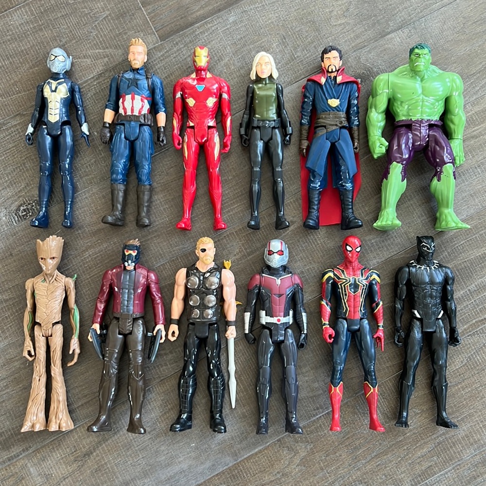 MARVEL Titan Hero Series Universe Collection 11-Pack + Hulk